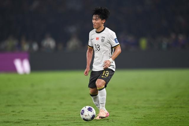 开云登录网址入口-备战U23亚洲杯！官方：国足U22补招成都蓉城后卫胡荷韬