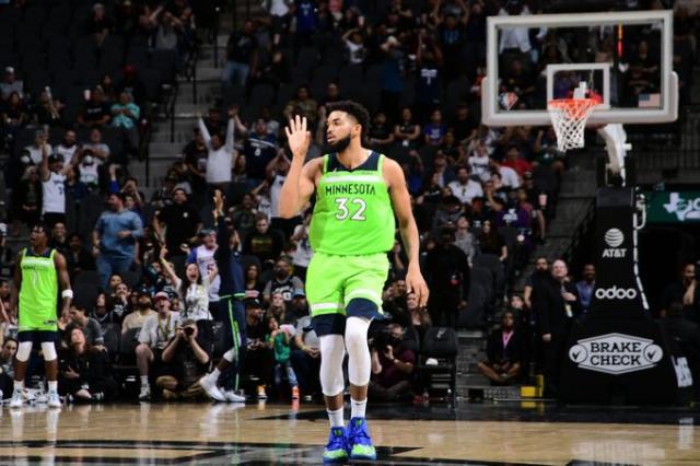 开云线上入口-【人物】疯狂生涯之夜！唐斯单场60分背后的玄机